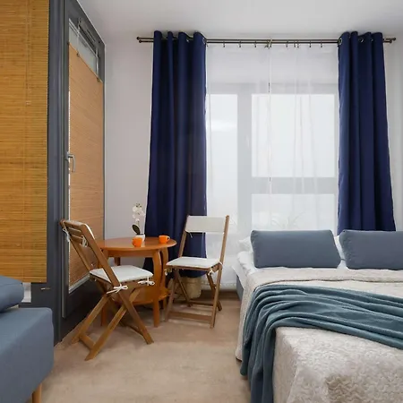 Apartment Bright Gorczewska In With Air Conditioning And Parking By Renters