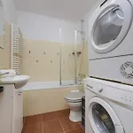 Appartamento Bright Gorczewska In With Air Conditioning And Parking By Renters *